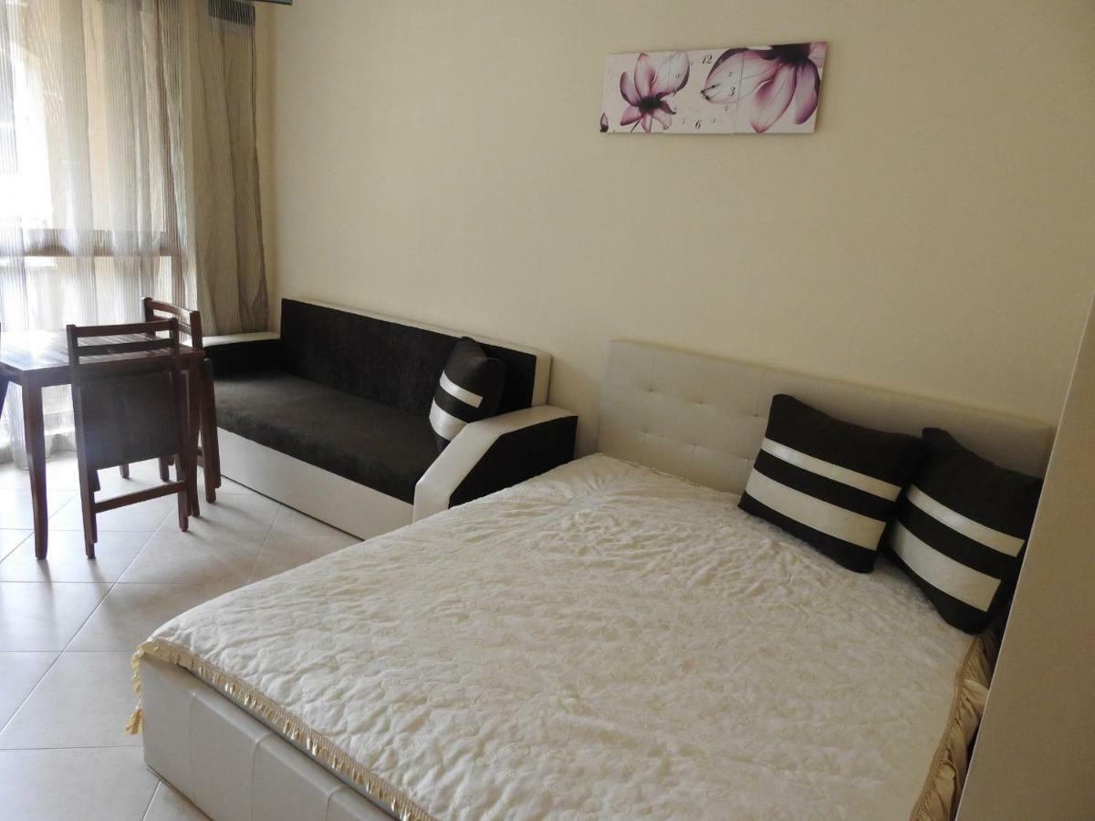 Cascadas Studio Apartment ซันนีบีช ภายนอก รูปภาพ
